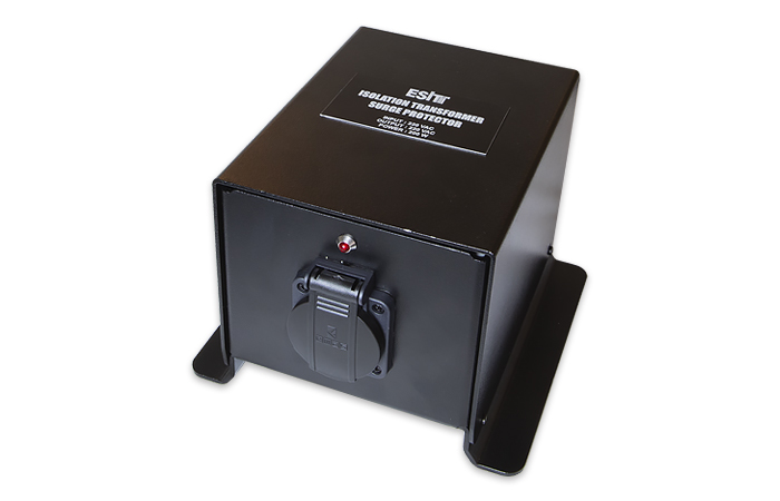 Изолационен трансформатор